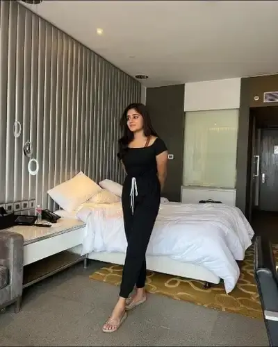 Maloya Call Girl Service